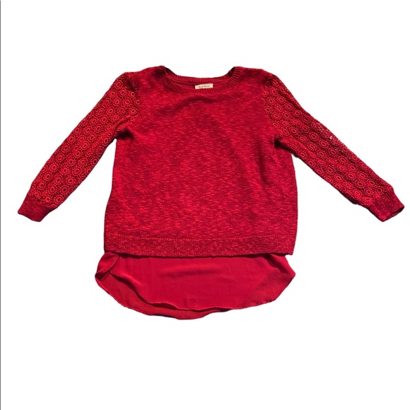 Lucky bohemian burgundy layered look sweater withe cool crochet details.… - Picture 1 of 9